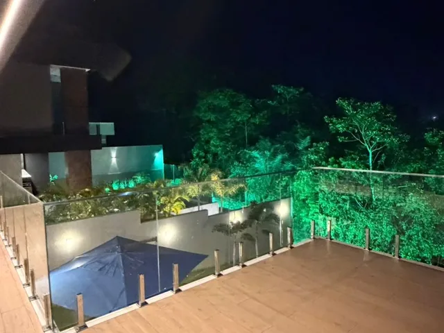 Imagem 2: VENDO CASA DUPLEX COM 4 SUÍTES NO ALPHAVILLE LITORAL NORTE 1