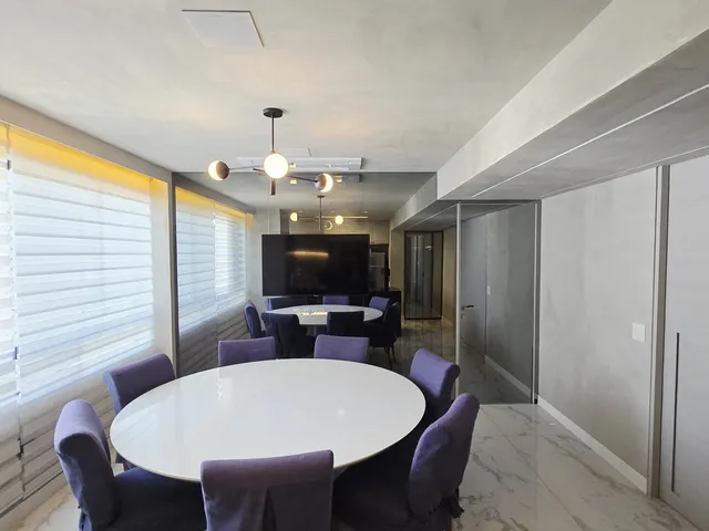 Imagem 2: VENDO APARTAMENTO COM 3 SUÍTES NO HORTO FLORESTAL