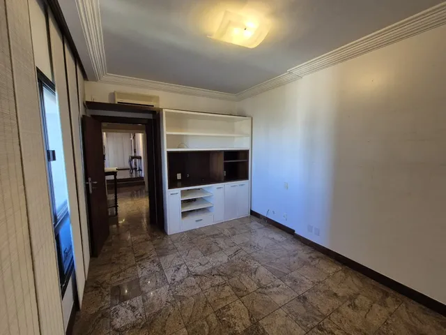 Imagem 2: VENDO AMPLO APARTAMENTO COM 4 SUITES NO SÃO LAZARO