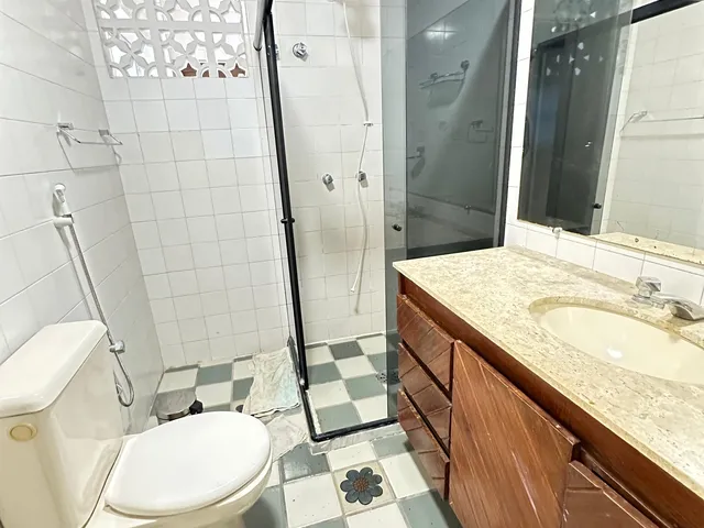 Imagem 13: VENDO AMPLO APARTAMENTO COM 3 QUARTOS EM ONDINA