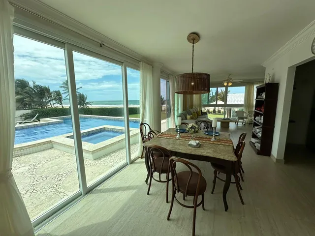 Imagem 10: VENDO LUXUOSA CASA DUPLEX COM 6 QUARTOS EM INTERLAGOS