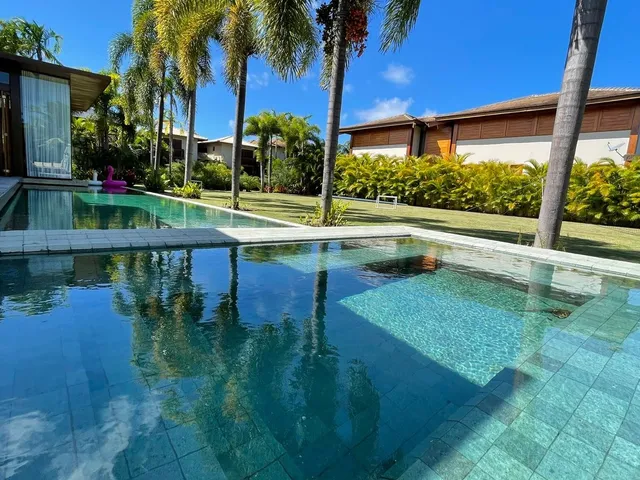 Imagem: VENDO LUXUOSA CASA DUPLEX COM 5 SUÍTES