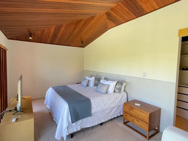 Imagem 2: VENDO LUXUOSA CASA DUPLEX COM 5 SUÍTES EM PRAIA DO FORTE