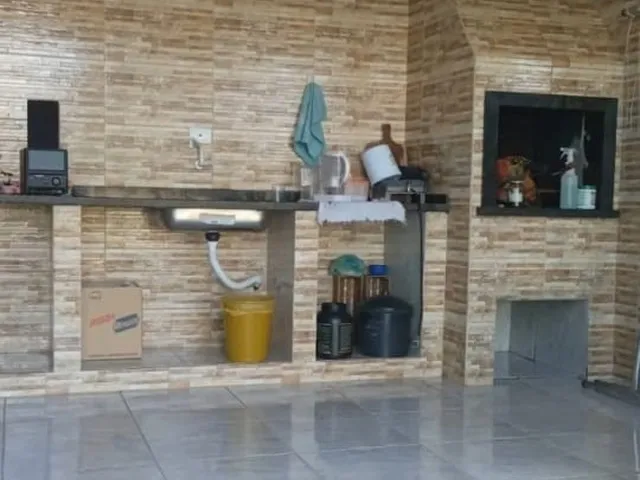 Imagem 11: Excelente residência em região central de Fazenda Rio Grande com mais 1 kitinete 04