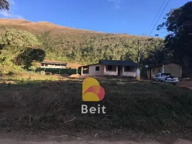 Imagem 1: Sítio para Venda com 3600 M² com 2 Casas