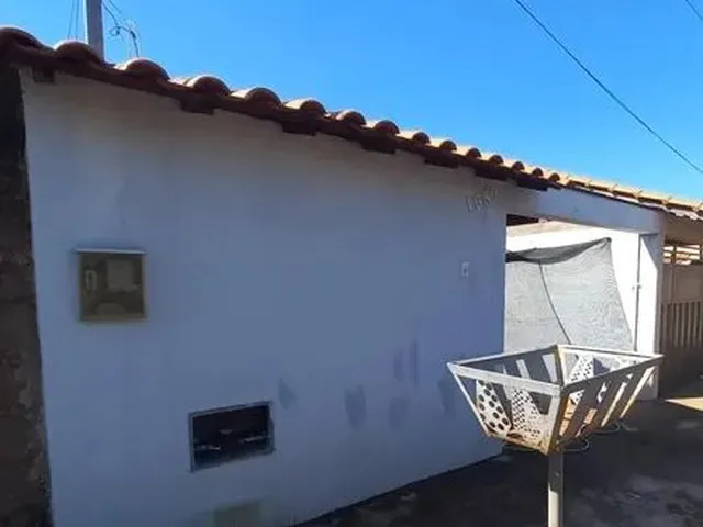 Imagem: Casa com 4 Dormitórios À Venda em Nepomuceno