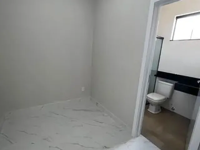 Imagem 15: Apartamento para Venda com 252 Metros Quadrados com 4 Quartos em Ponta Negra - Manaus - Am