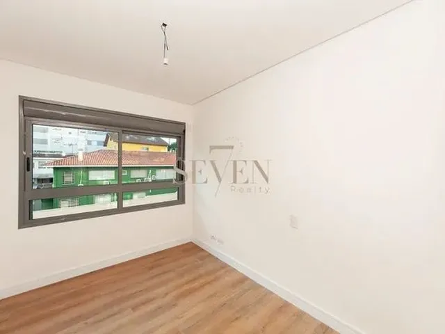 Imagem 3: Apartamento com 2 Suítes e 2 Vagas nas Mercês