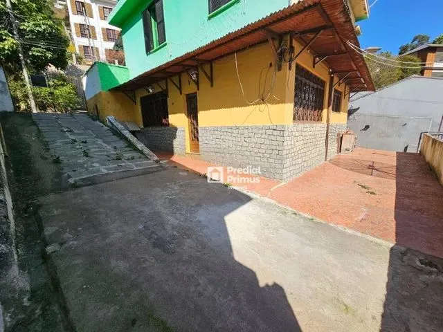 Imagem: Casa com 3 Dormitórios À Venda, 70 M²