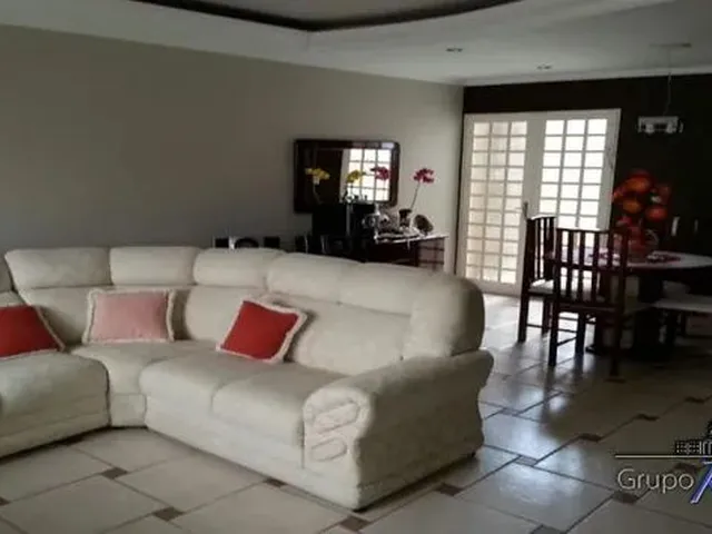 Imagem: Jacareí - Casa Padrão - Cidade Jardim