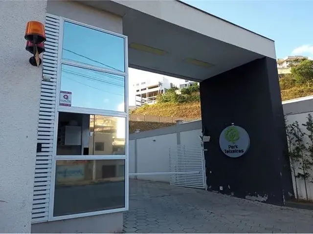 Imagem 1: 53M2 - Apartamento/Locação - Excelente 2/4, Ensolarado, Prático e Arejado No