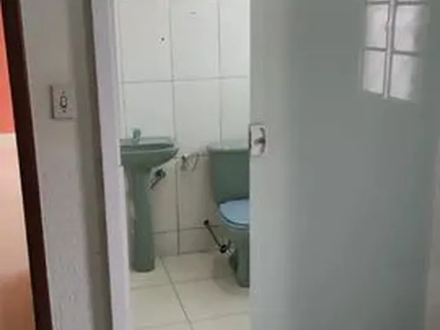 Imagem 14: Aluguel de Linda Casa com 2 Quartos - Garagem para 4 Carros - Samambaia Norte