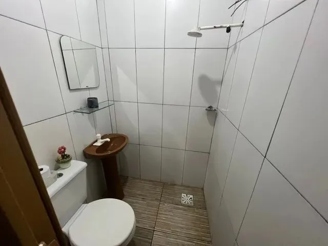 Imagem 10: Casa no Japiim de 4 Quartos e Um Terraço