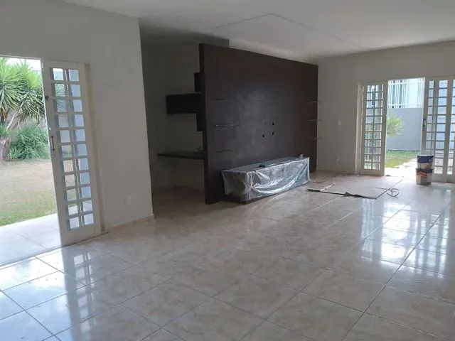 Imagem 6: Casa Térrea com Piscina Arniqueiras