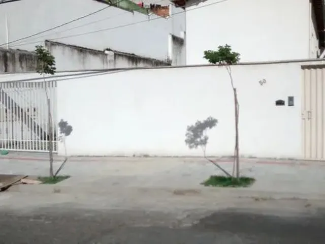 Imagem 1: Casa com 2 Quartos, Sala, Cozinha, Lavabo, Banheiro, Área de Serviço e Garagem