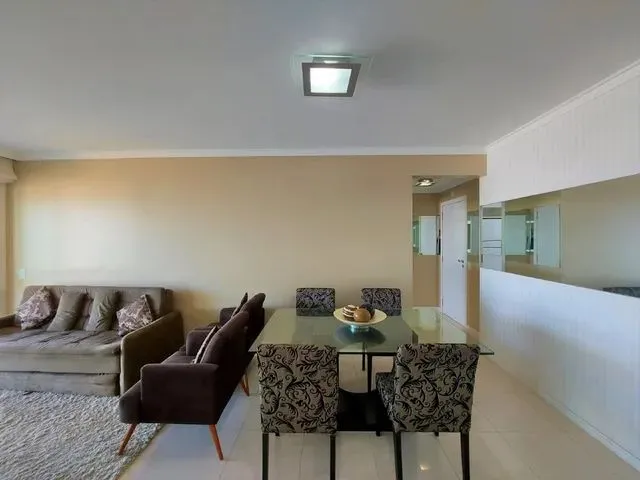 Imagem 16: Aluguel Apartamento com 3 dormitórios