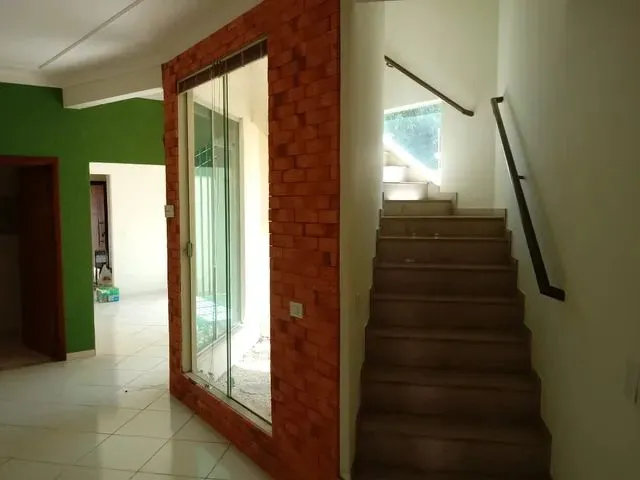 Imagem 8: Sobrado para Aluguel Tem 250 Metros Quadrados com 3 Quartos em Monte Castelo - Campo Grand