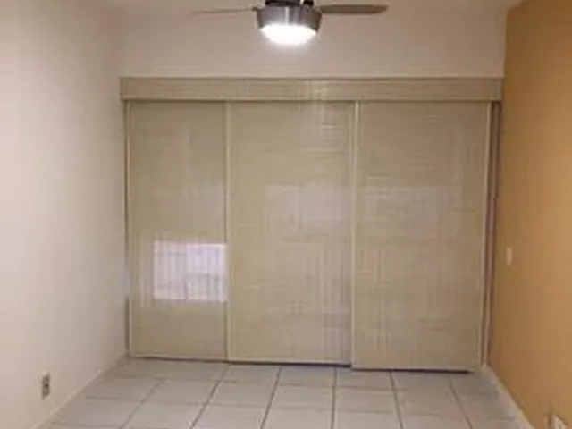 Imagem: O apartamento possui 2 Dormitórios, 1 Suíte, 3 Banheiros,