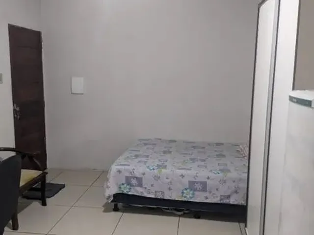 Imagem 6: Aluga-Se Kitnet Quarto com aluguel por R$500 /mês