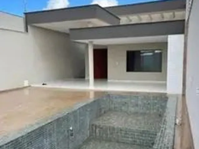 Imagem: Linda Casa Grande com Piscina À Venda