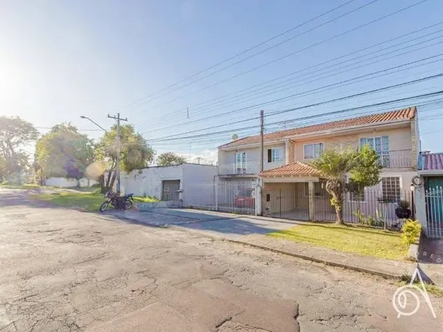 Imagem 12: Sobrado com 3 Dormitórios - Capão da Imbuia - Curitiba/Pr