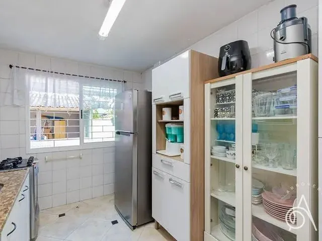 Imagem 15: Sobrado com 3 Dormitórios - Capão da Imbuia - Curitiba/Pr