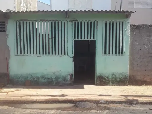 Imagem: Vendo Uma Casa no Bairro Caranda