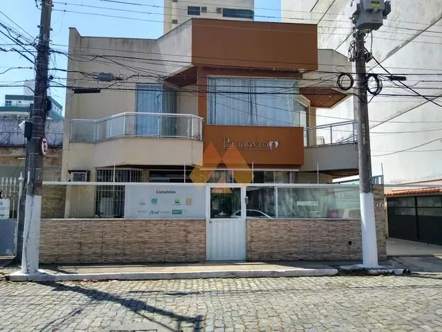 Imagem: Imbetiba - Excelente Sala Térrea com Divisórias