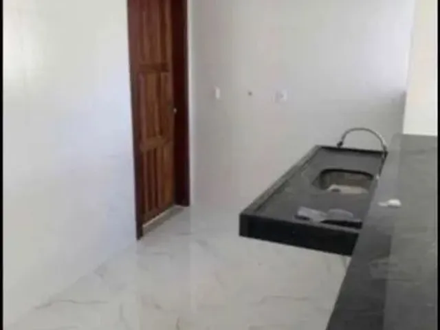 Imagem 5: Casa em Bairro de Fátima,20K de Entrada