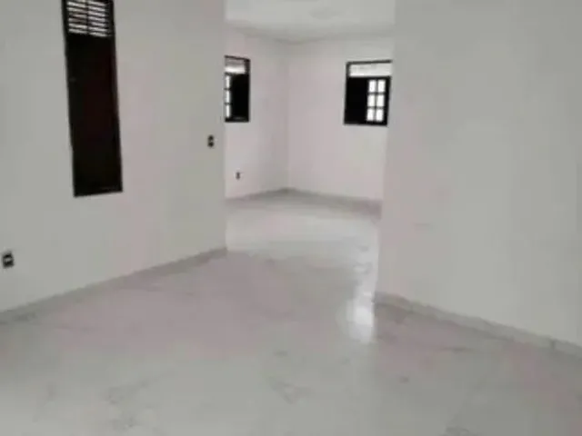 Imagem 9: Casa em Bairro de Fátima,20K de Entrada