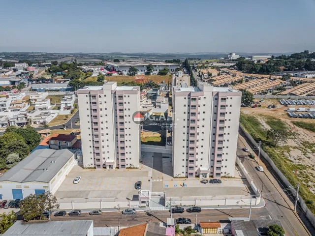 Imagem: O apartamento possui 2 Dormitórios, 1 Suíte, 1 Banheiro,