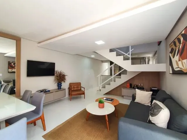 Imagem 3: Casa Duplex no Bairro Morros À Venda