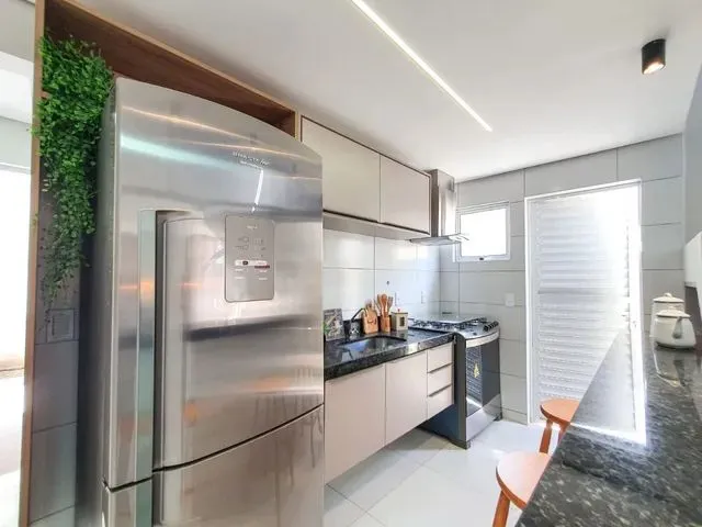 Imagem 2: Casa Duplex no Bairro Morros À Venda