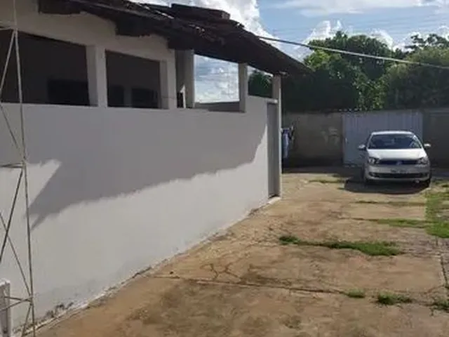 Imagem: Alugo Barracão / Kitnet / Quitinete na