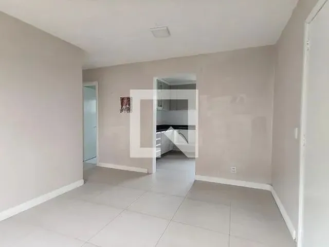 Imagem: O apartamento possui 2 Dormitórios, 1 Banheiro, 1 Vaga na