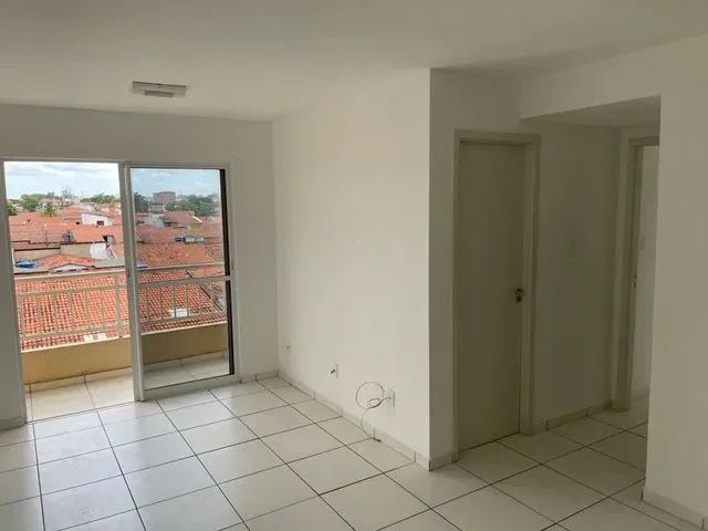 Imagem 4: Locação - Apartamento na Cohab/ 2 Quartos Sendo 1 Suíte/ Nascente/ Elevador / Área De
