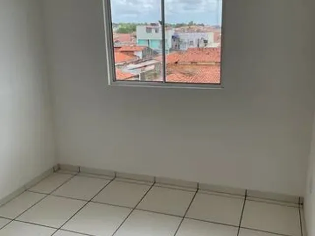Imagem 6: Locação - Apartamento na Cohab/ 2 Quartos Sendo 1 Suíte/ Nascente/ Elevador / Área De