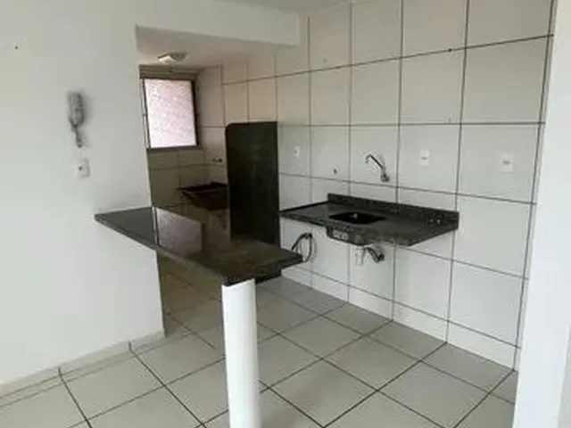Imagem 3: Locação - Apartamento na Cohab/ 2 Quartos Sendo 1 Suíte/ Nascente/ Elevador / Área De