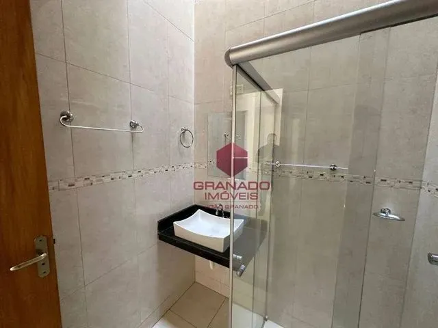 Imagem 8: Sobrado com 3 Dormitórios para Alugar, 142 M² por R$ 2.500,00/Mês - Jardim Tóquio