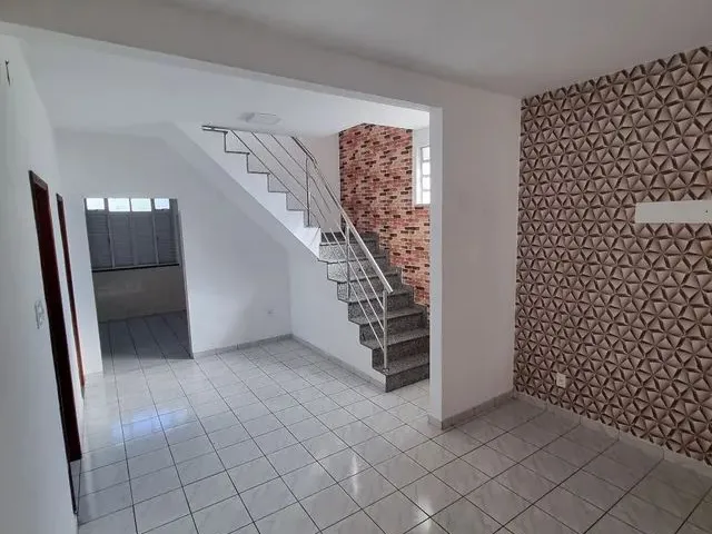 Imagem: Santo Antonio - Casa 4 Qts 2 Pisos 3 Vagas