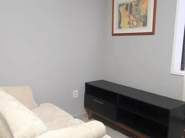 Imagem: Studio em Condomínio Feminino. Próx Ufsc