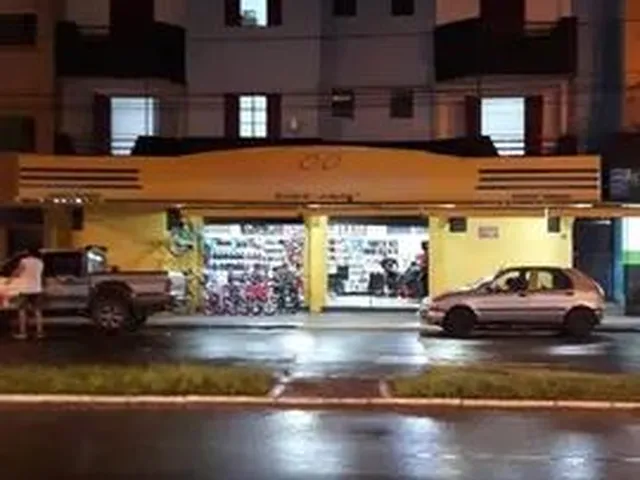 Imagem: Alugo Apto na Av Juca Stockler em Frente