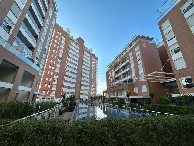 Imagem 1: Oportunidade - Apto 2 Dormitórios (1 Suíte) no Passeio Pedra Branca - R$798.000,00