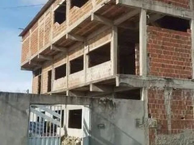 Imagem 1: Vende-Se Prédio 200Mil
