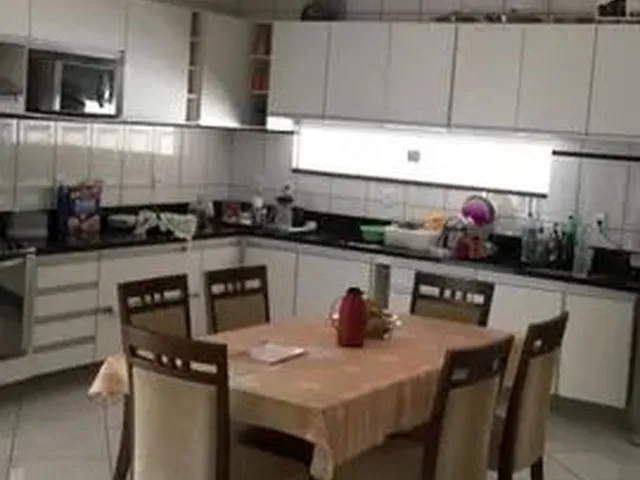 Imagem 7: Casa para Aluguel com 1000 Metros Quadrados com 2 Quartos em Cascalheira (Abrantes) - Cama