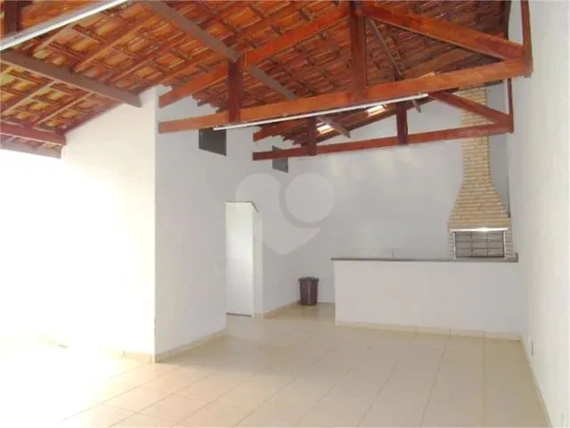Imagem: Casa À Venda em Condomínio Fechado em