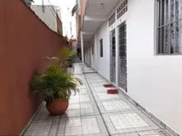 Imagem: Kitinete Capão Raso$700