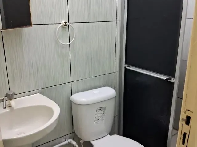 Imagem: O apartamento possui 1 Dormitório, 1 Banheiro, 1 Vaga na