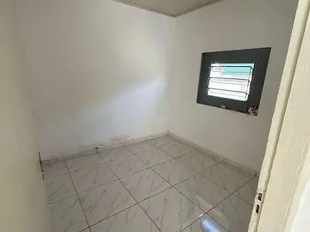 Imagem 5: Alugo Casa com 2/4 no Jd. Centro América