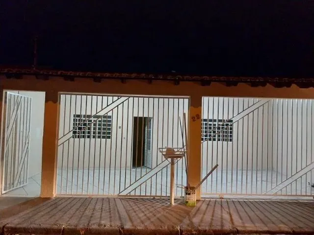 Imagem 1: Aluguel Casa Bairro Campo Velho Bem Localizada Próximo Unic e Ice - Valor 1.2000,00 Reais